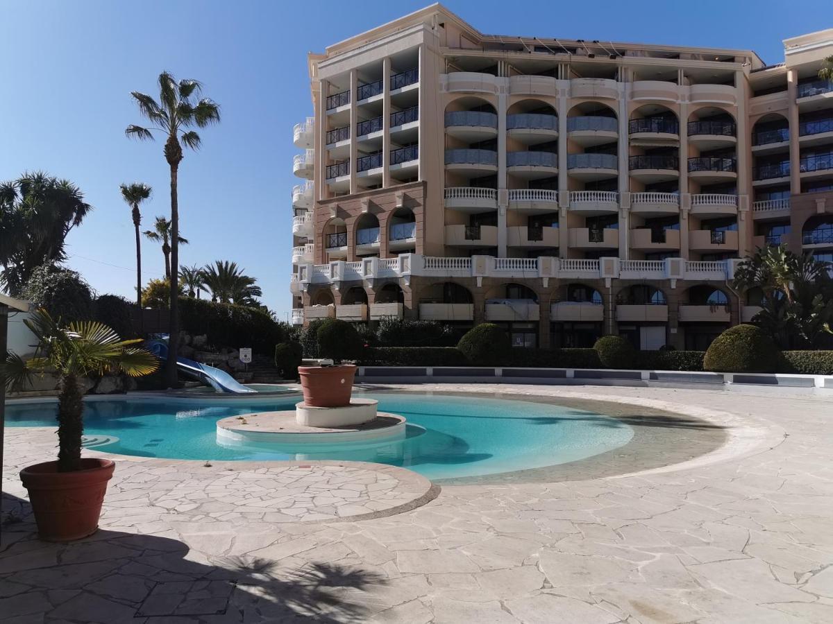 Appartement En Bord De Mer Cannes Exterior photo
